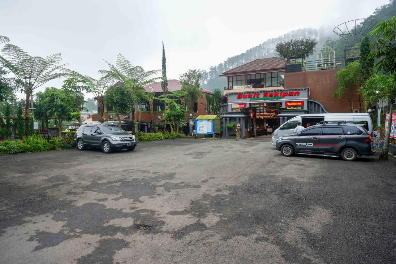 Reddoorz Resort @ Tawangmangu Bagian luar foto