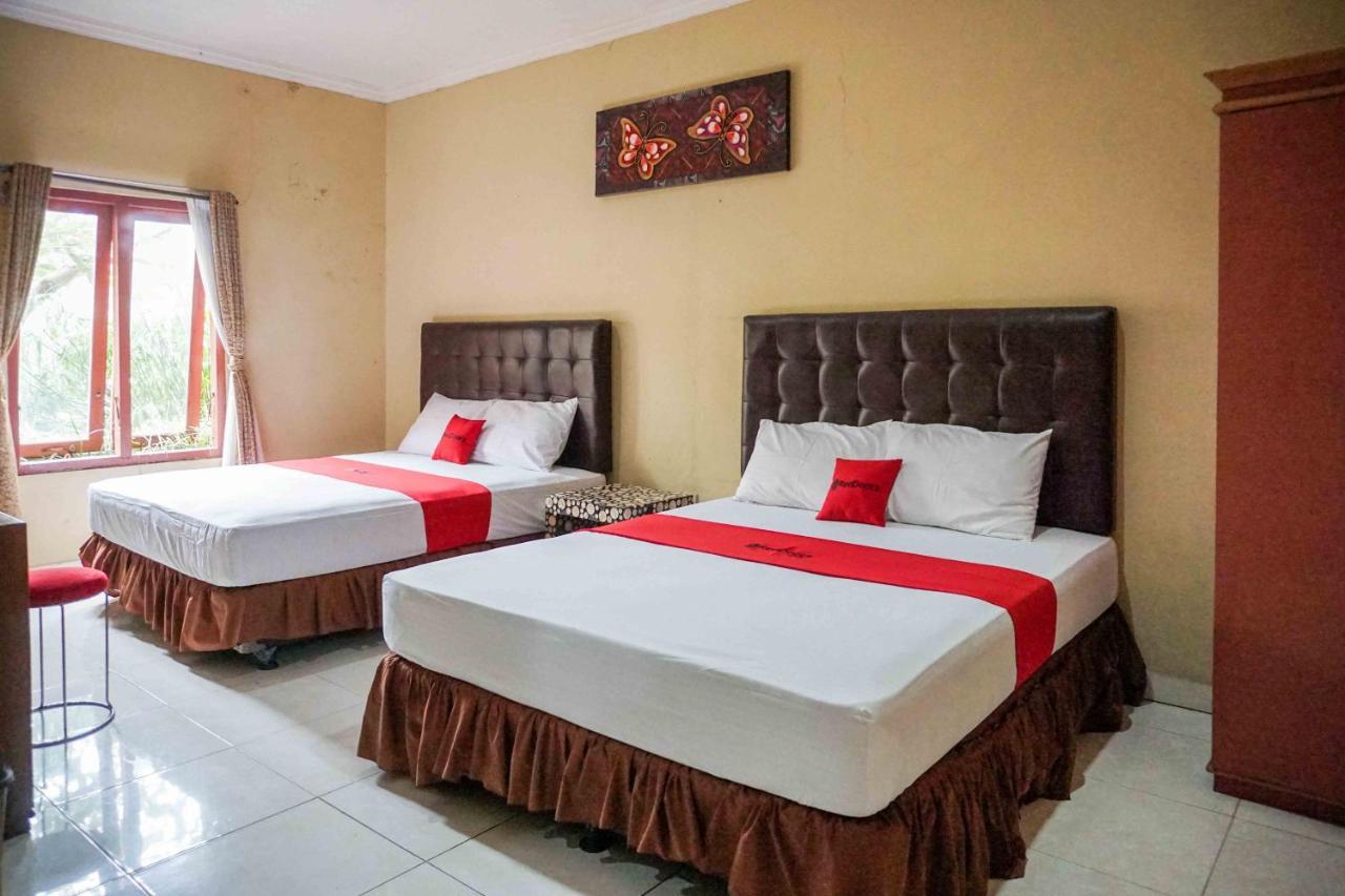 Reddoorz Resort @ Tawangmangu Bagian luar foto