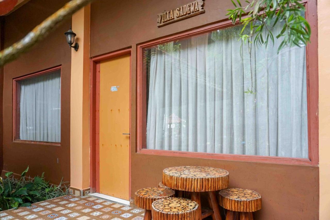 Reddoorz Resort @ Tawangmangu Bagian luar foto